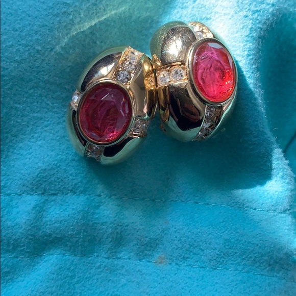 Oscar De La Renta - Clip on Earrings - Picture 1 of 2